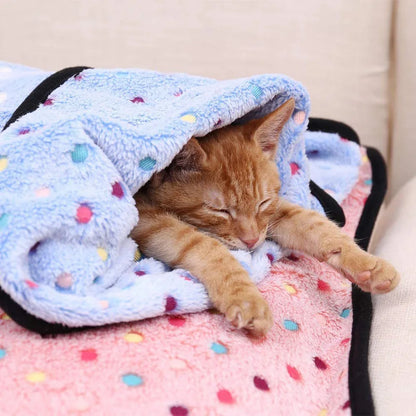 Fluffy Dot Pattern Pet Blanket - Home Comfort